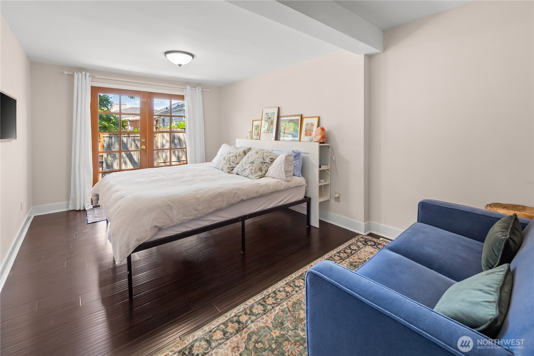 3806 W Bertona Street , Seattle, WA 98199