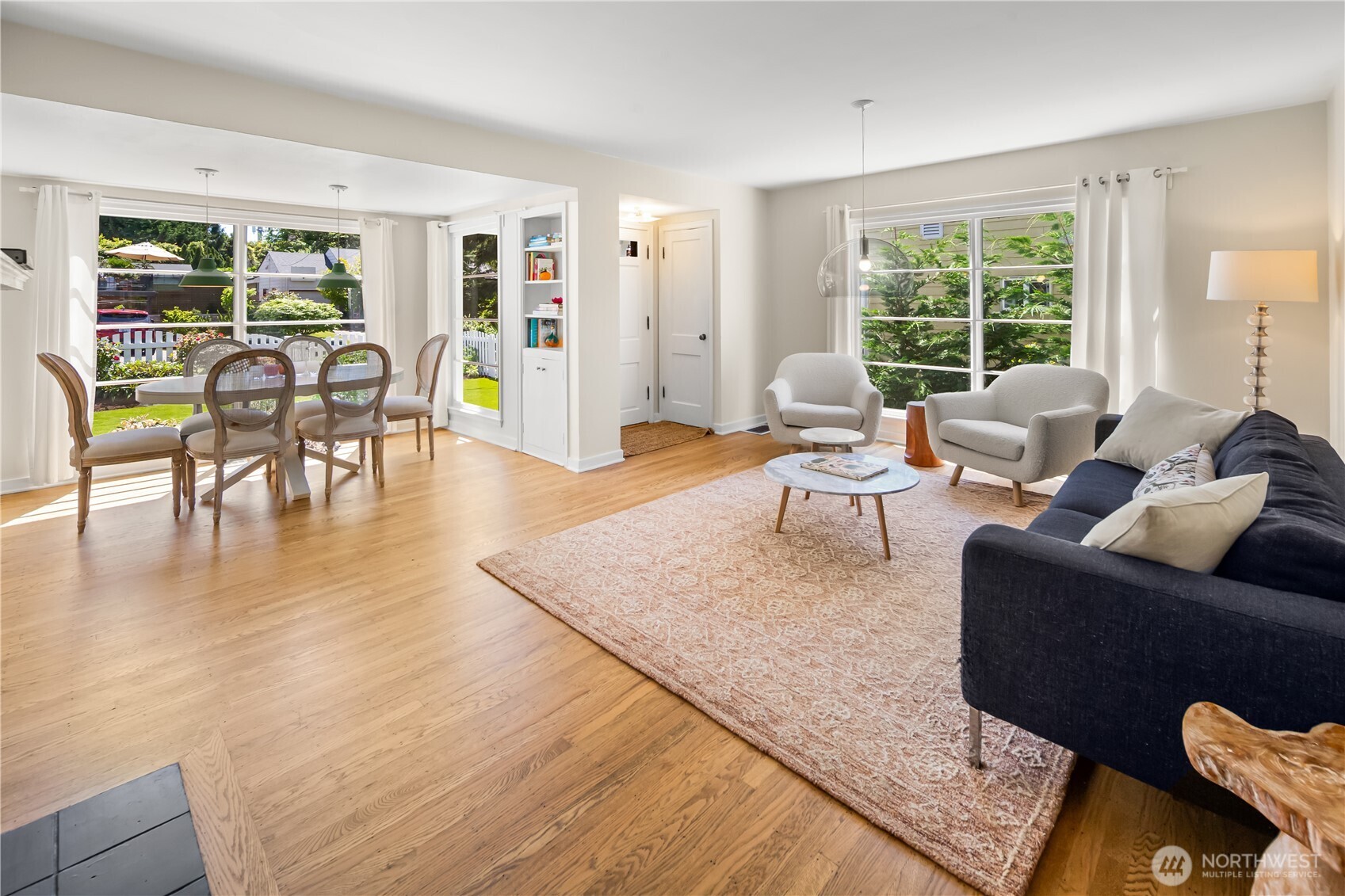 3806 W Bertona Street , Seattle, WA 98199