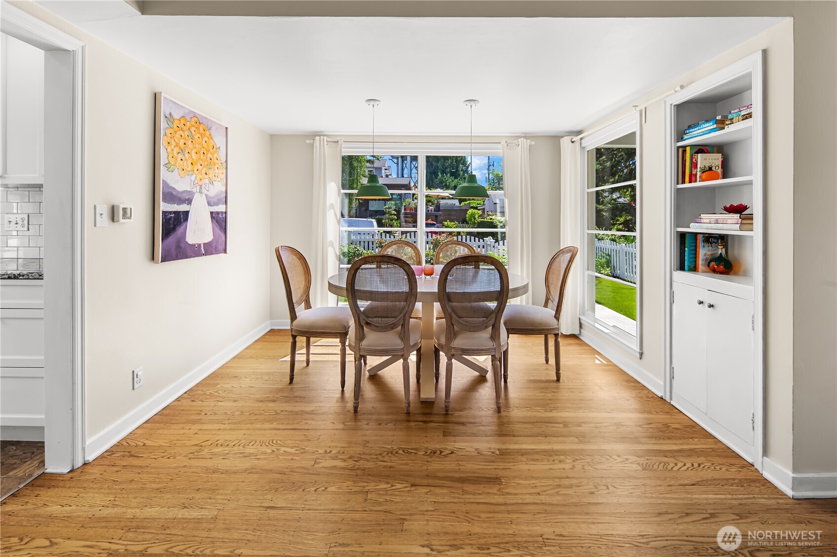 3806 W Bertona Street , Seattle, WA 98199