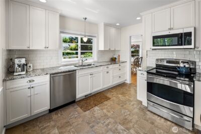3806 W Bertona Street , Seattle, WA 98199 - Photo 10