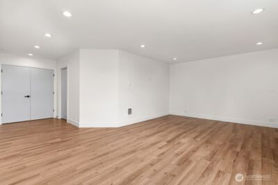 8327 44th Avenue S, Seattle, WA 98118-2740 - Photo 30