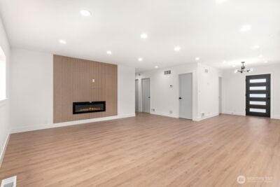 8327 44th Avenue S, Seattle, WA 98118-2740 - Photo 10