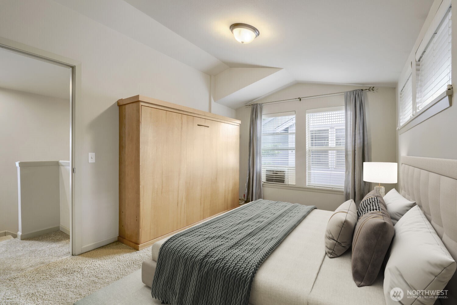 5015 37th Avenue S #B, Seattle, WA 98118