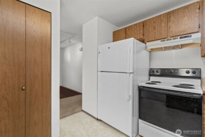8111 NE 157th , Kenmore, WA 98028 - Photo 12