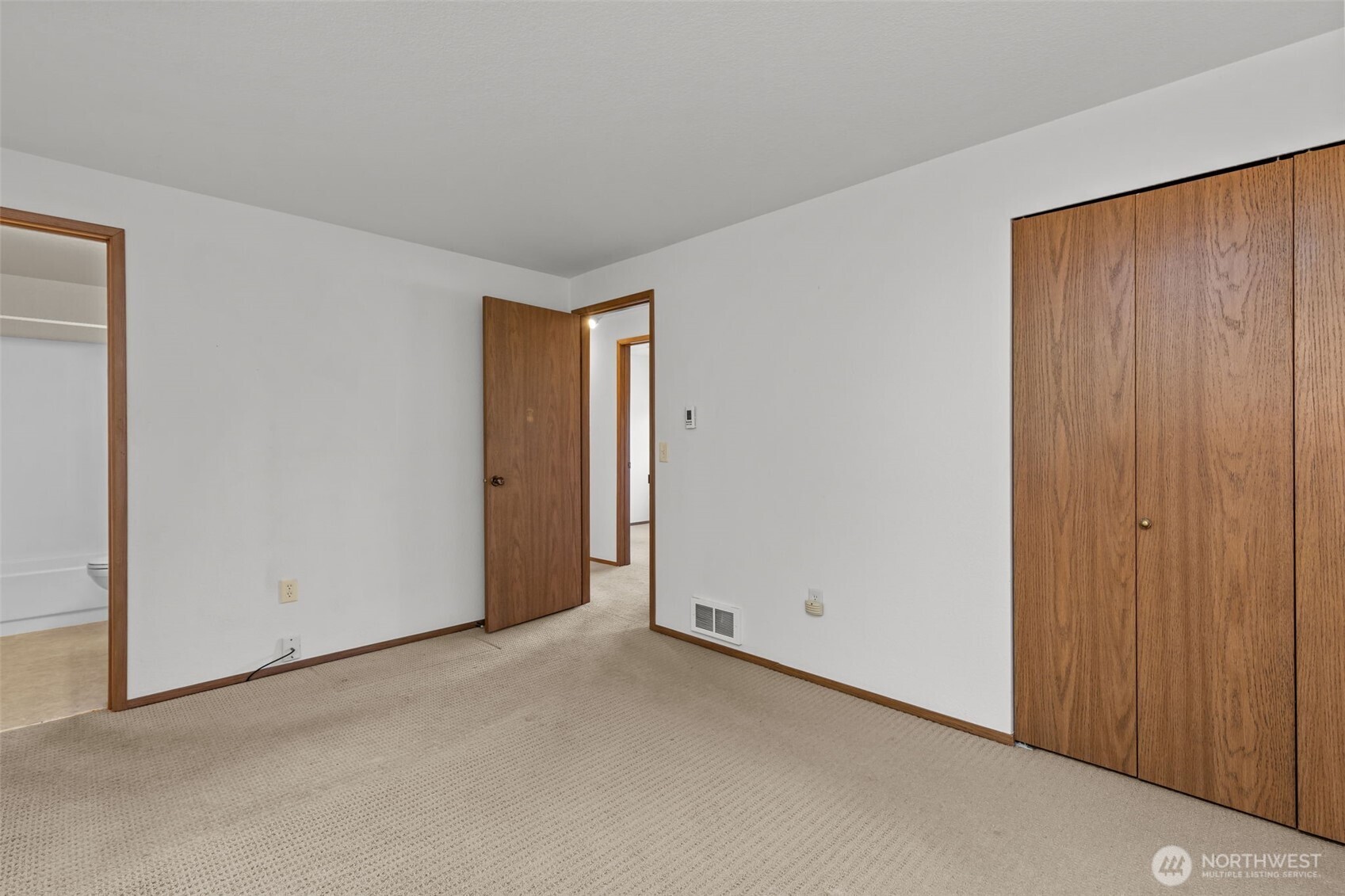 8111 NE 157th , Kenmore, WA 98028