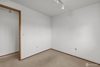 8111 NE 157th , Kenmore, WA 98028 - Photo 28