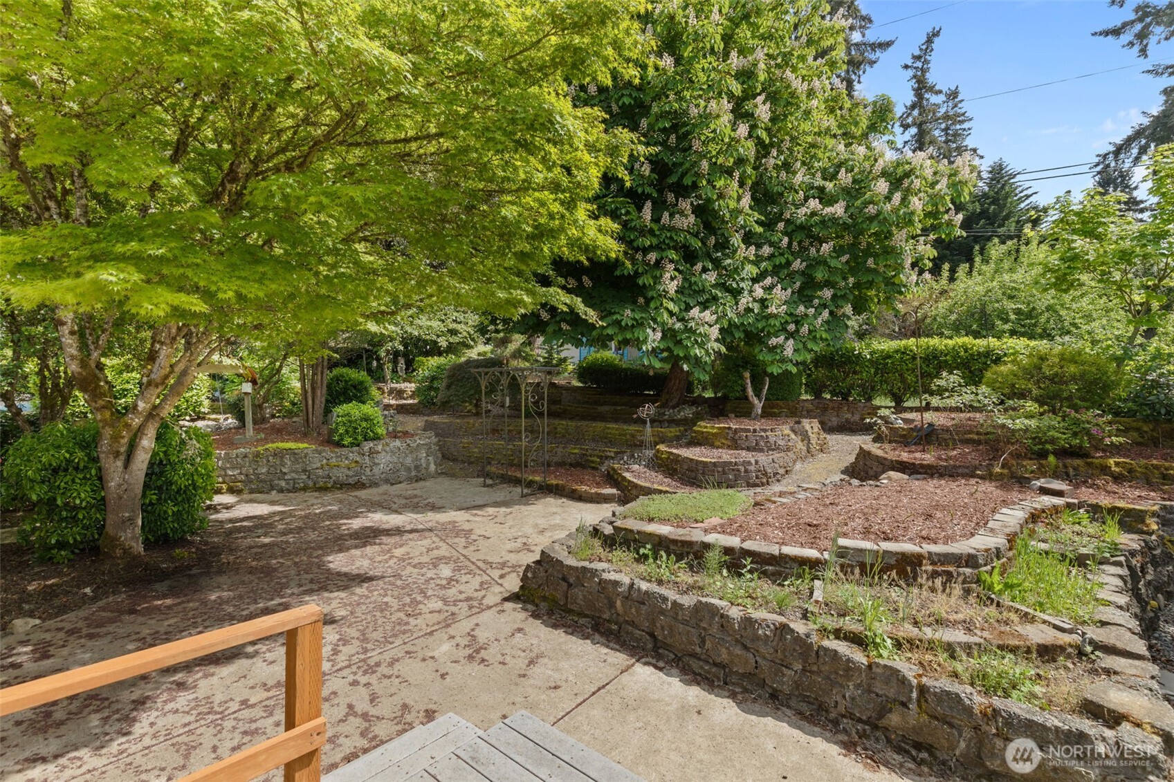 8111 NE 157th , Kenmore, WA 98028