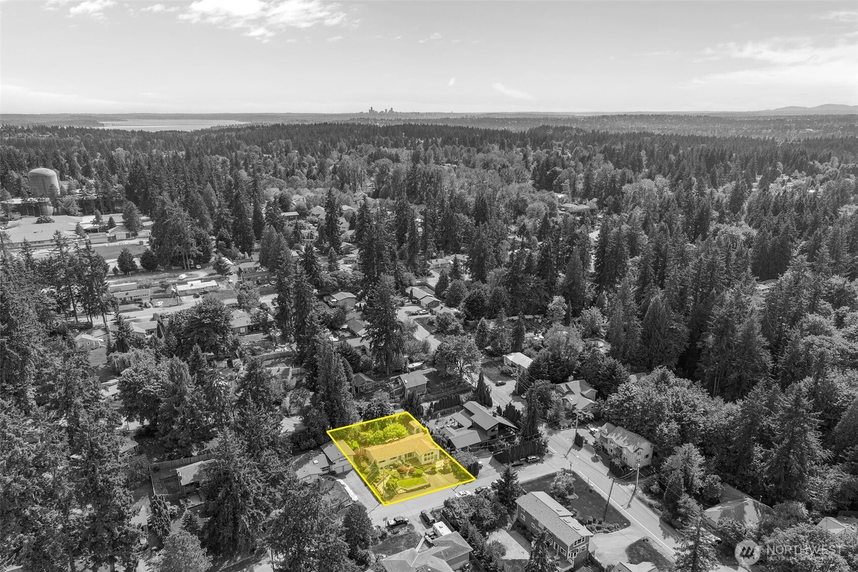 8111 NE 157th , Kenmore, WA 98028