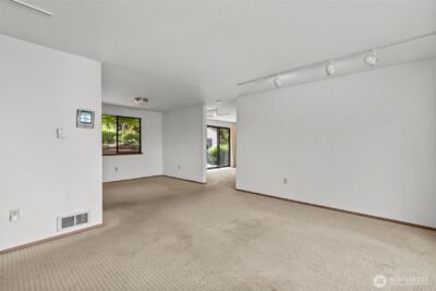 8111 NE 157th , Kenmore, WA 98028 - Photo 5