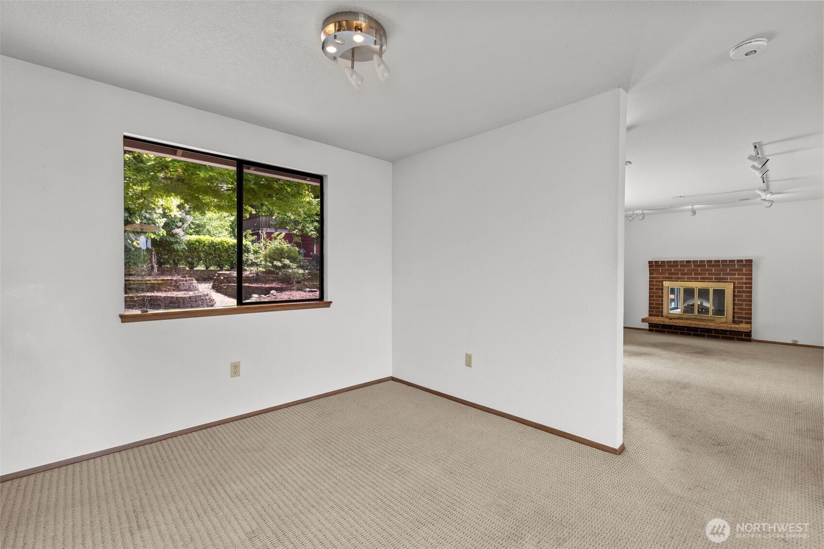 8111 NE 157th , Kenmore, WA 98028