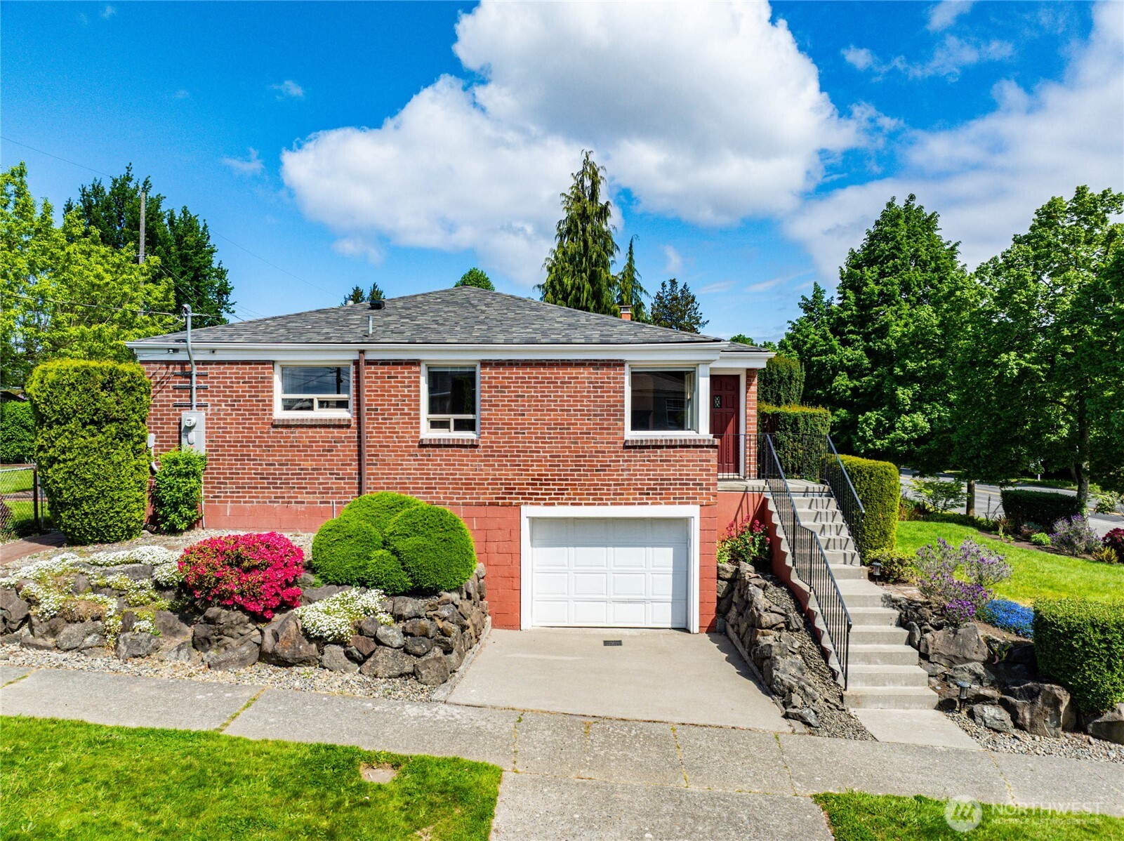 5457 35th Avenue SW, Seattle, WA 98126