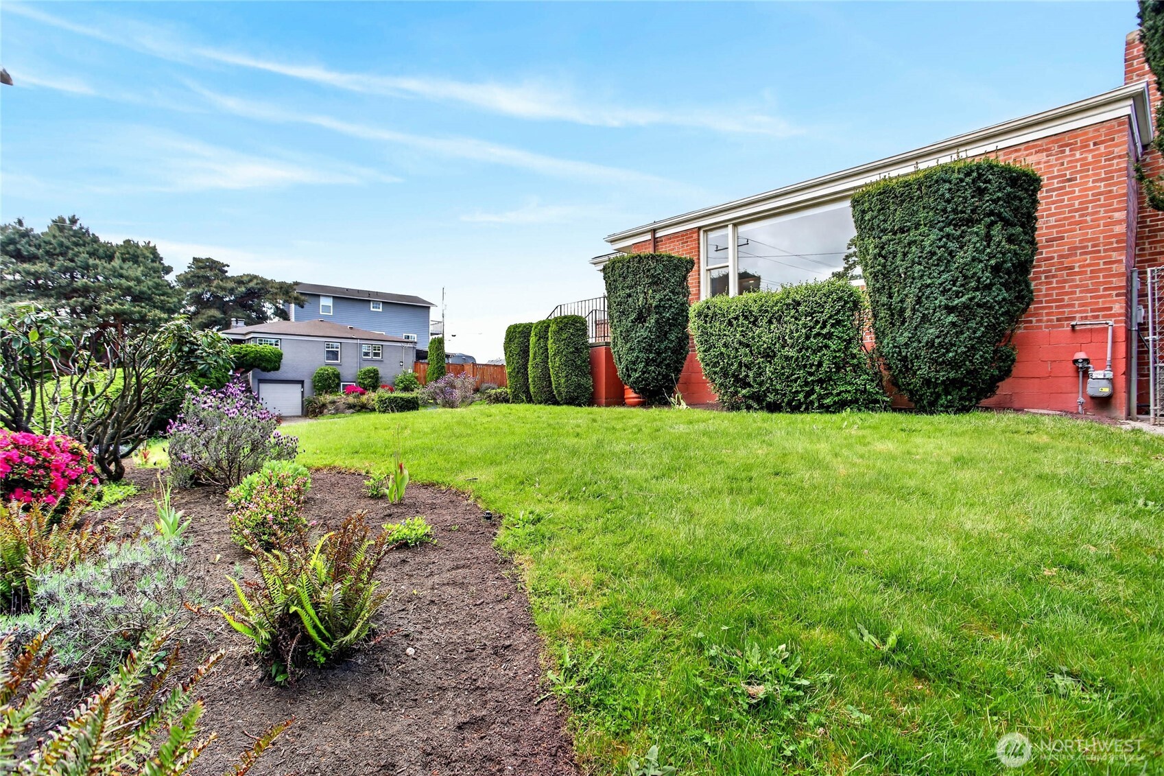 5457 35th Avenue SW, Seattle, WA 98126