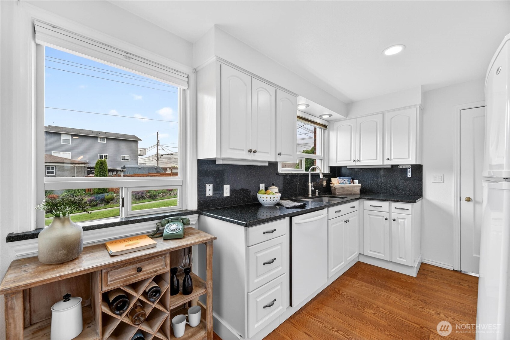 5457 35th Avenue SW, Seattle, WA 98126
