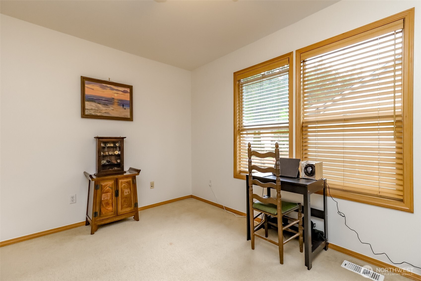 1502 Jensen Avenue , Dupont, WA 98327