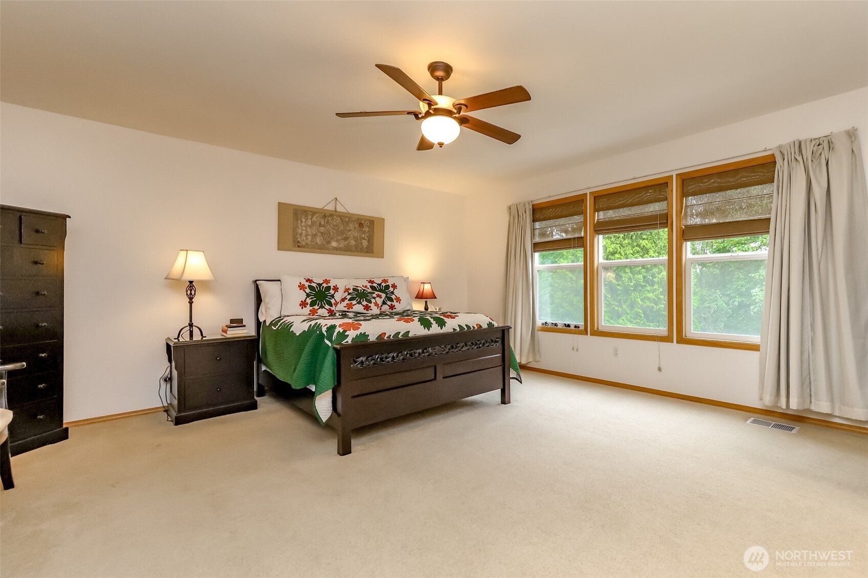 1502 Jensen Avenue , Dupont, WA 98327