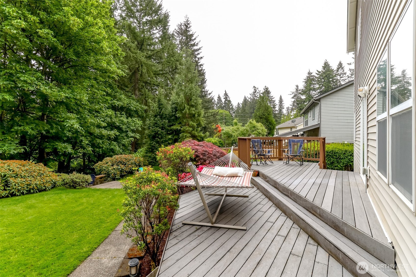 1502 Jensen Avenue , Dupont, WA 98327