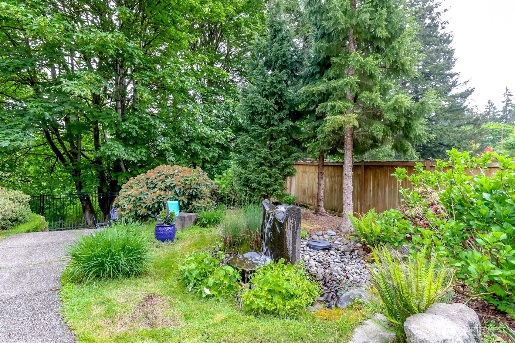 1502 Jensen Avenue , Dupont, WA 98327