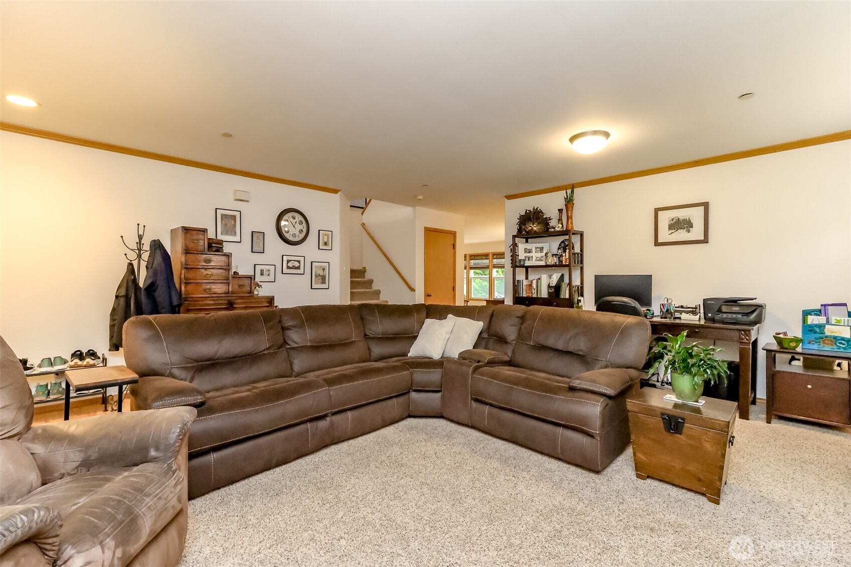 1502 Jensen Avenue , Dupont, WA 98327
