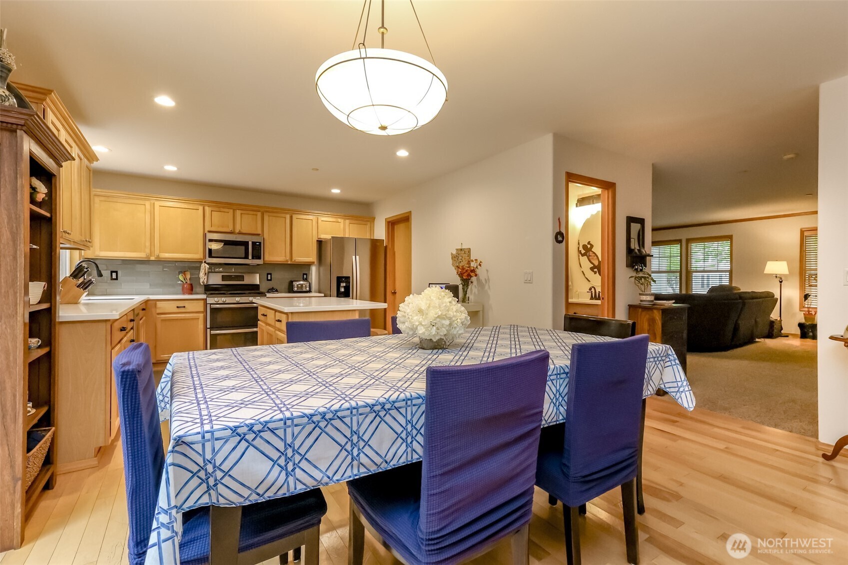 1502 Jensen Avenue , Dupont, WA 98327