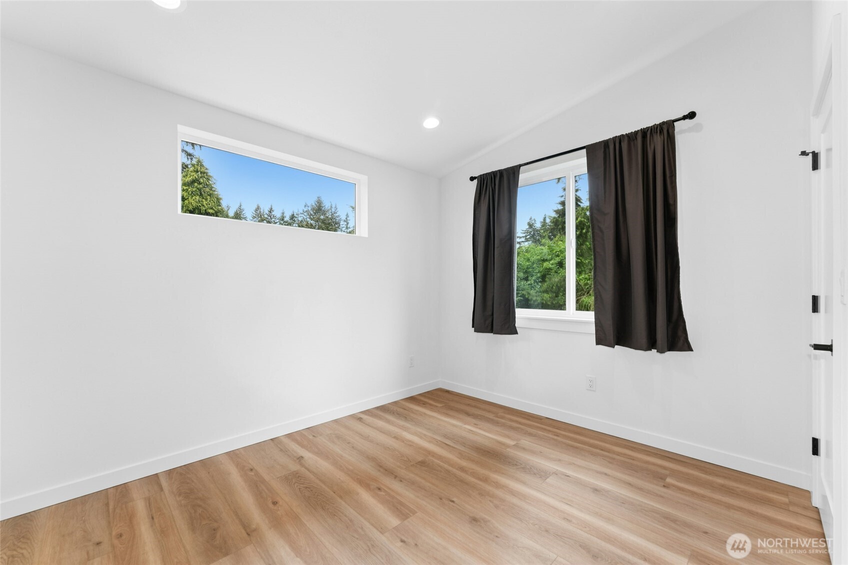 14018 2nd Avenue NW, Seattle, WA 98177