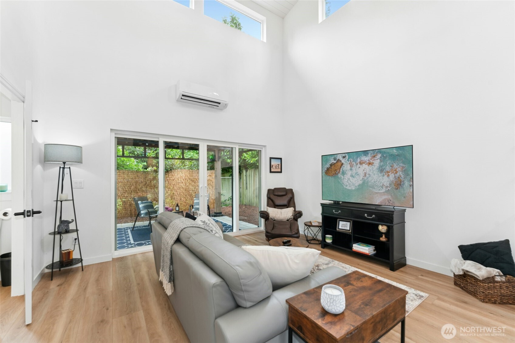 14018 2nd Avenue NW, Seattle, WA 98177