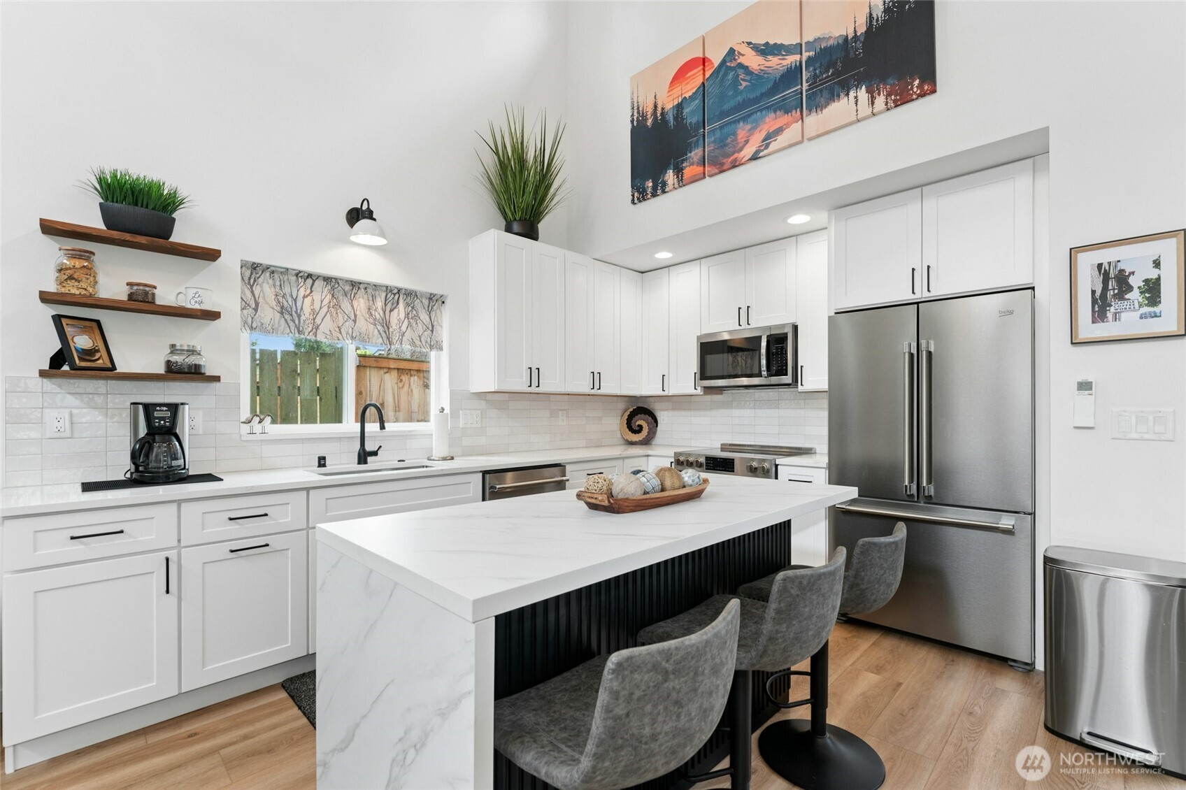 14018 2nd Avenue NW, Seattle, WA 98177
