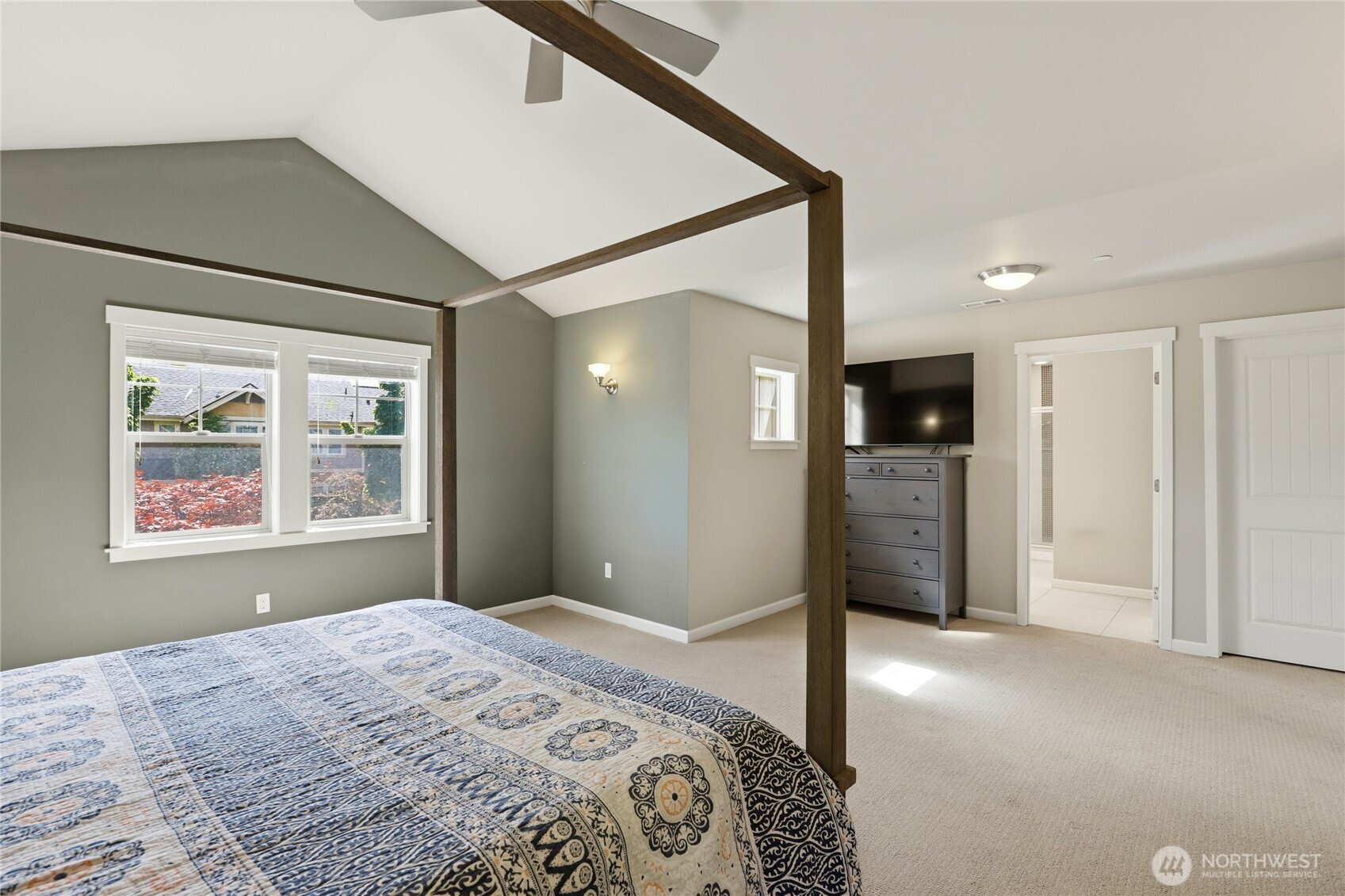 2233 Mill Street NE, Olympia, WA 98506