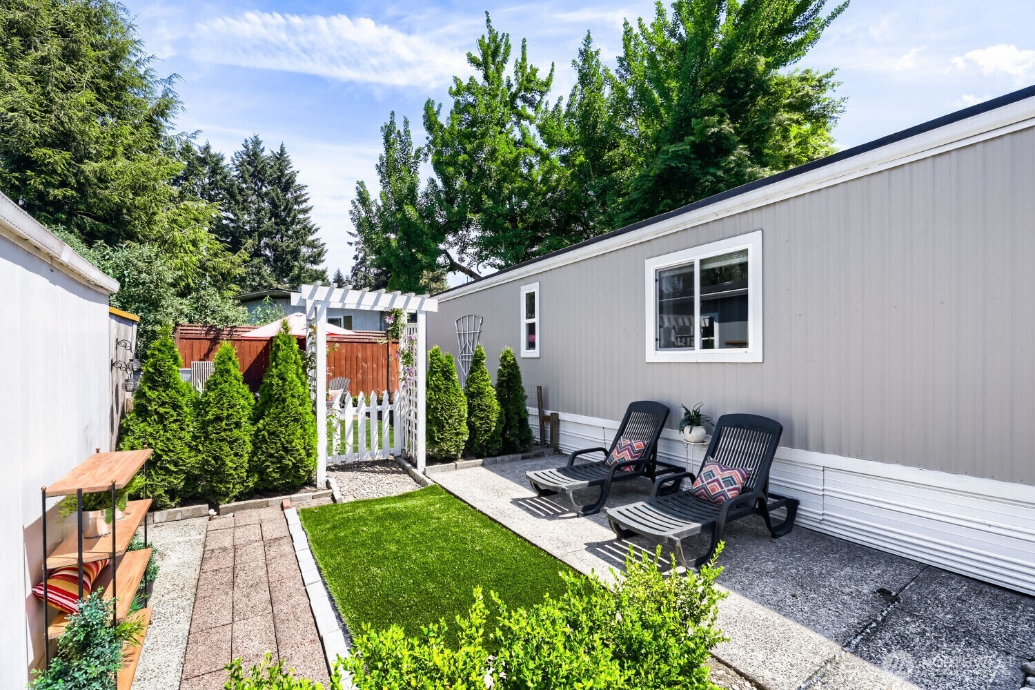 7301 NE 175th Street #117, Kenmore, WA 98028