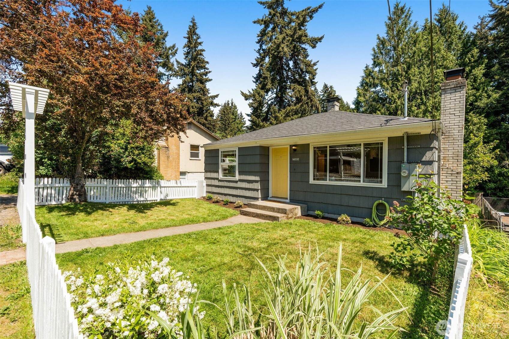 14032 Stone Avenue N, Seattle, WA 98133