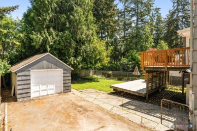 14032 Stone Avenue N, Seattle, WA 98133 - Photo 19