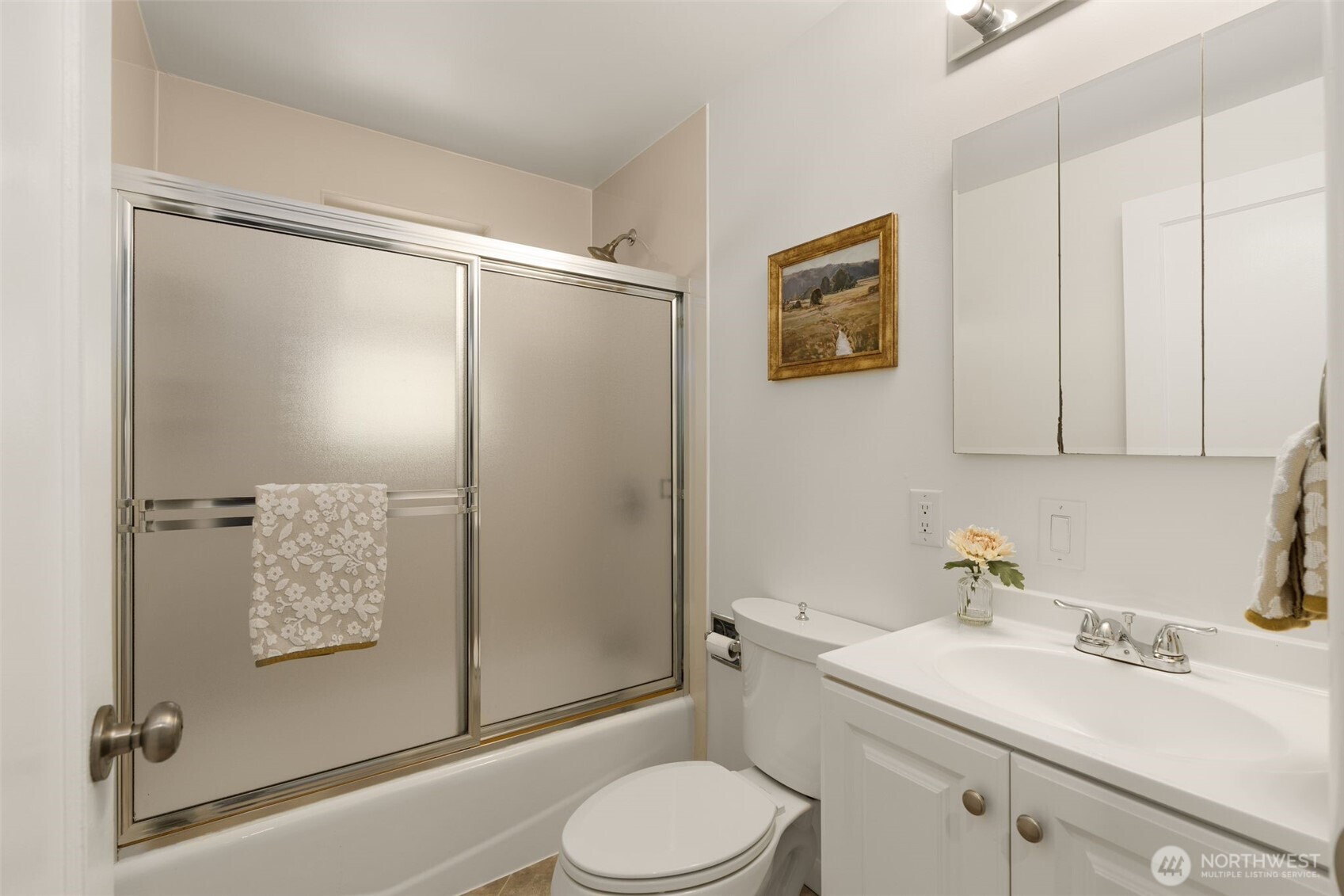 14032 Stone Avenue N, Seattle, WA 98133