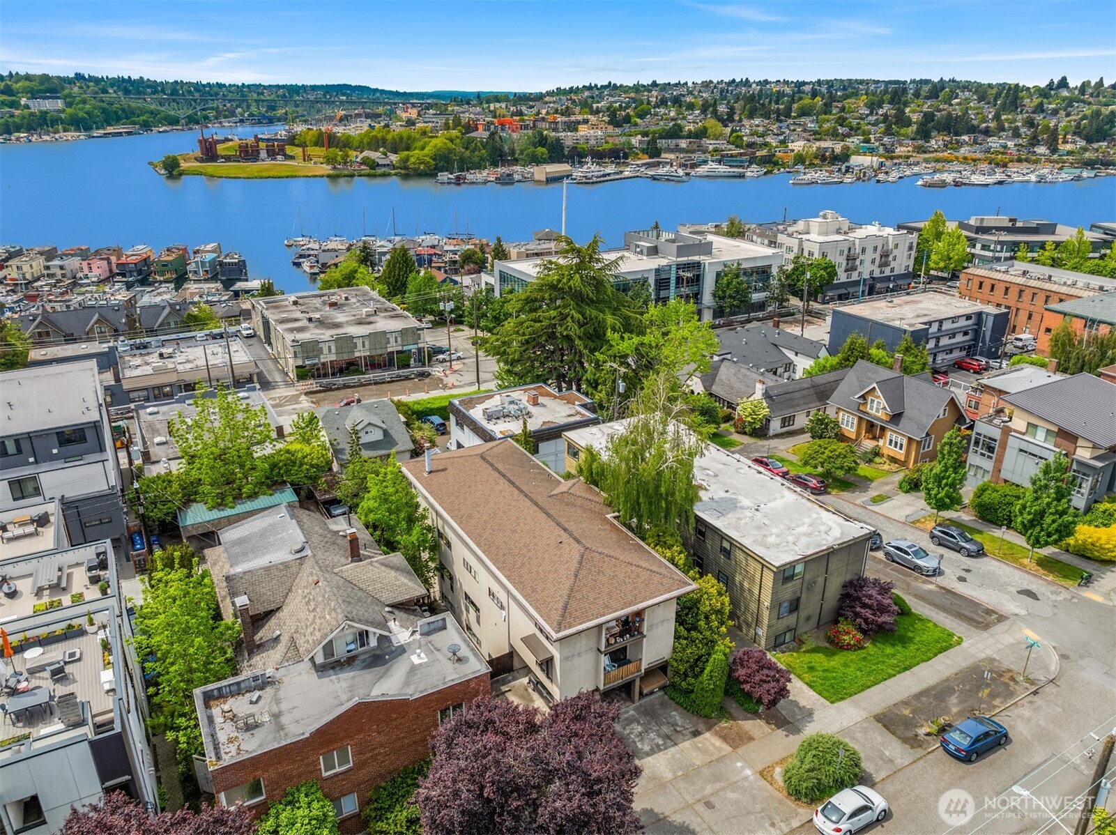 2633 Franklin Avenue E #102, Seattle, WA 98102