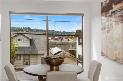2633 Franklin Avenue E #102, Seattle, WA 98102 - Photo 4