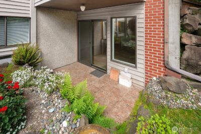 2858 32ND Avenue W #106, Seattle, WA 98199 - Photo 18