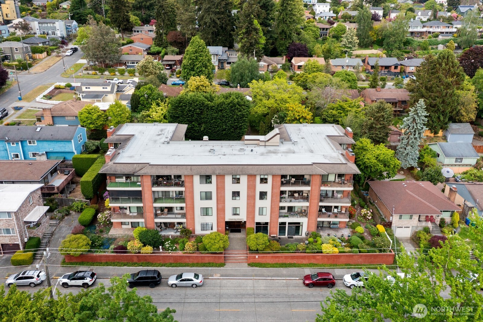 2858 32ND Avenue W #106, Seattle, WA 98199
