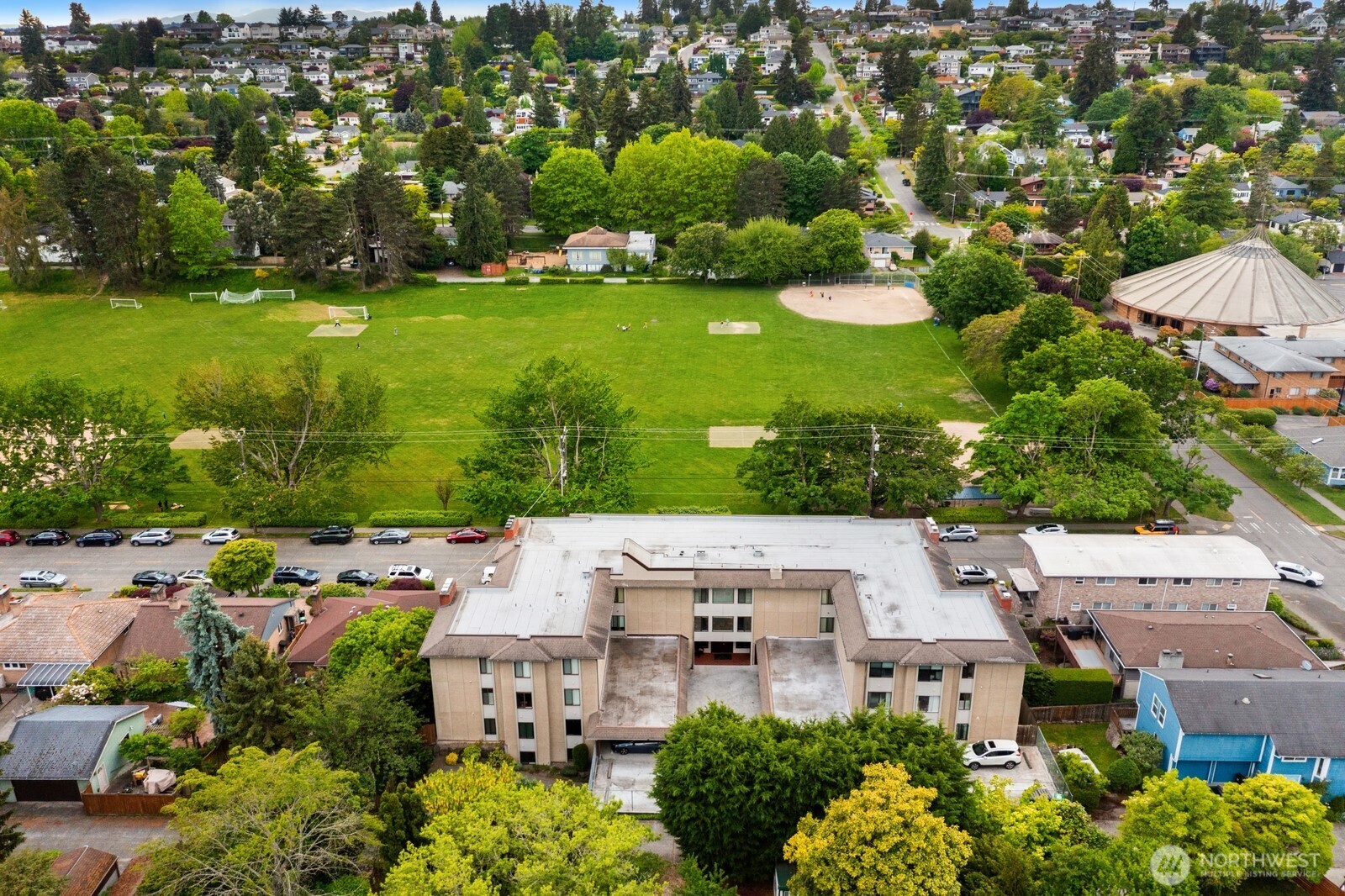 2858 32ND Avenue W #106, Seattle, WA 98199