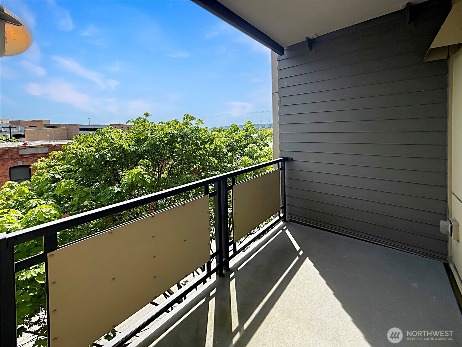 5440 Leary Avenue NW #413, Seattle, WA 98107
