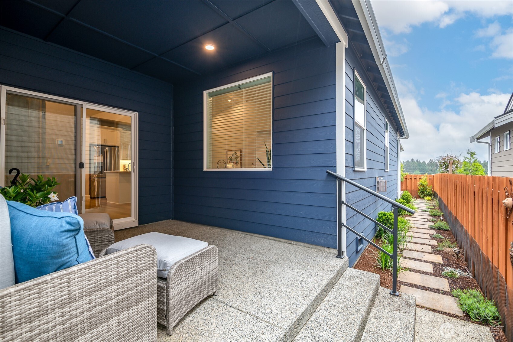 2835 Arrowroot Loop SE, Lacey, WA 98513