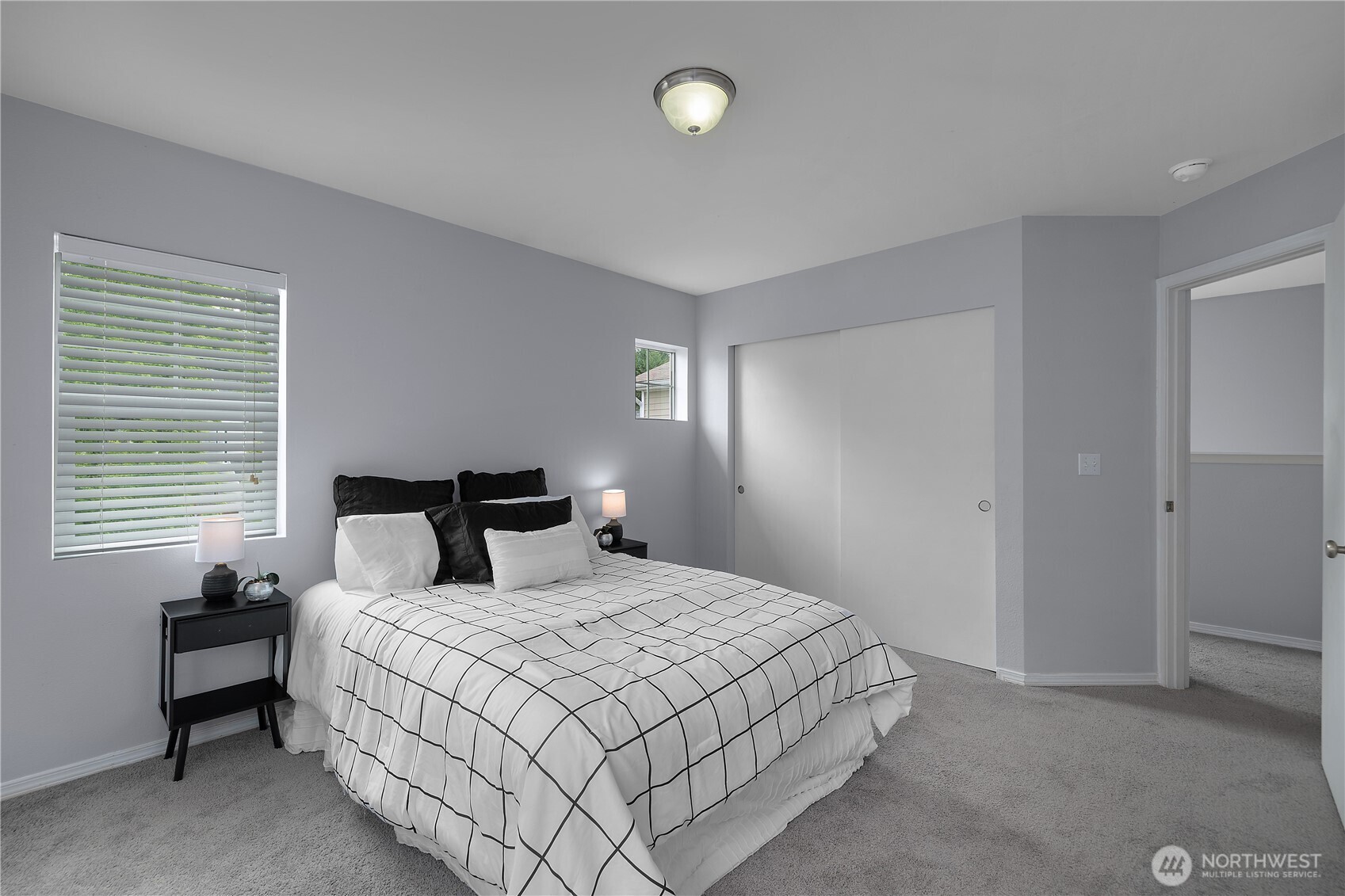 7604 Traditions Avenue NE, Lacey, WA 98516