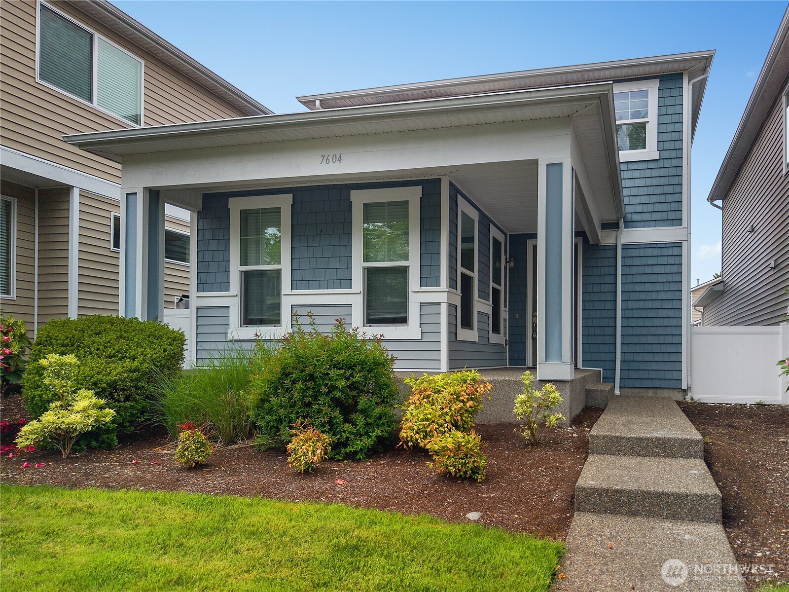 7604 Traditions Avenue NE, Lacey, WA 98516