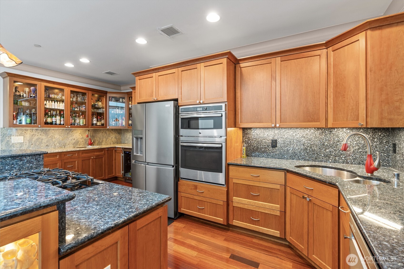 1210 Alki Avenue SW #601, Seattle, WA 98116