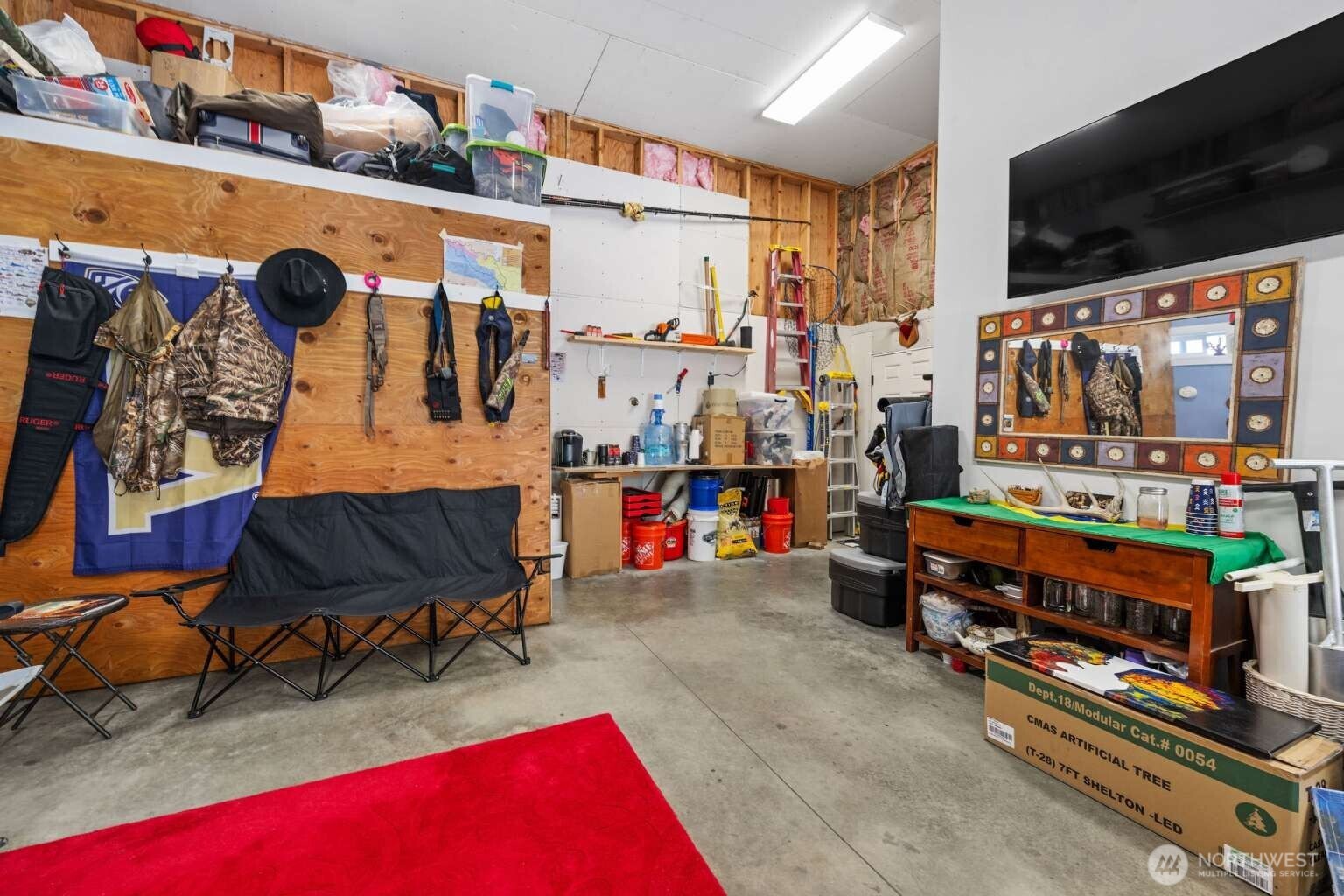 205 9th Street NW, Long Beach, WA 98631