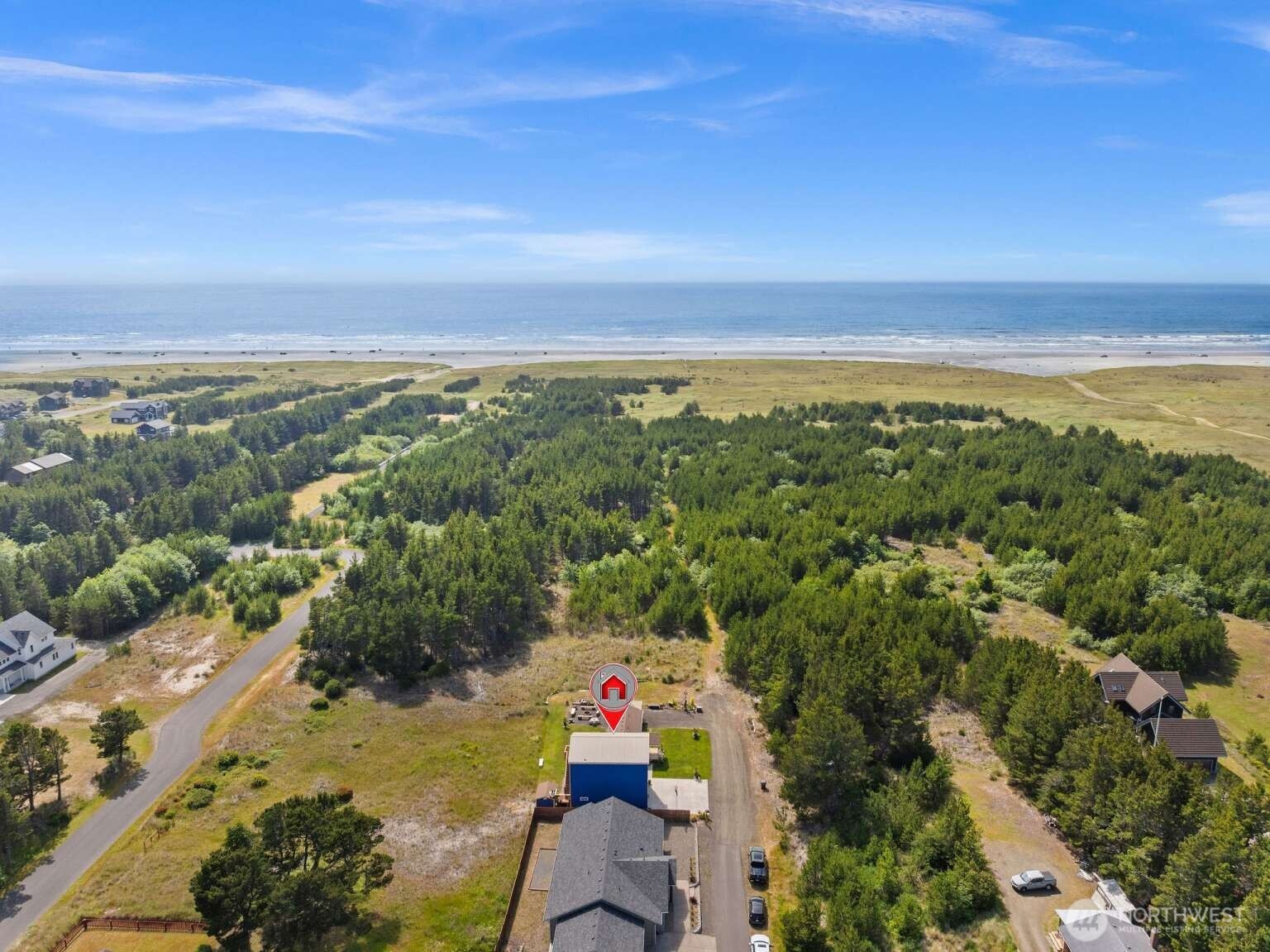 205 9th Street NW, Long Beach, WA 98631