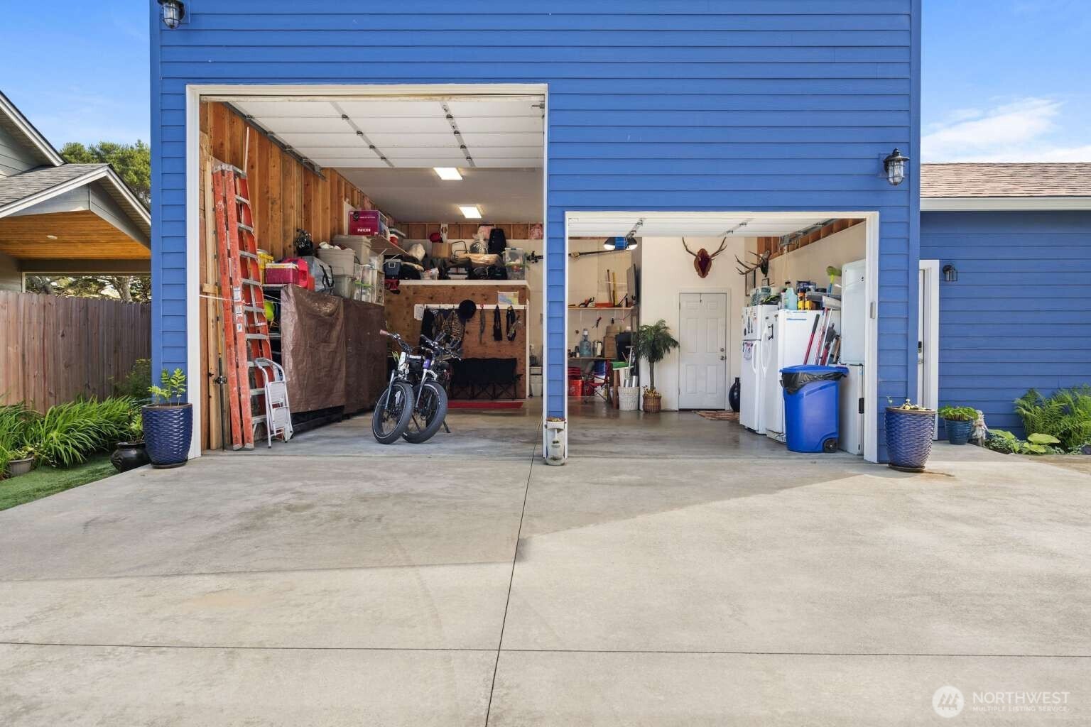 205 9th Street NW, Long Beach, WA 98631