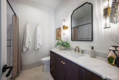 1303 E Lynn Street , Seattle, WA 98102 - Photo 30