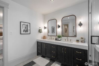 1303 E Lynn Street , Seattle, WA 98102 - Photo 35