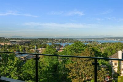 1303 E Lynn Street , Seattle, WA 98102 - Photo 3