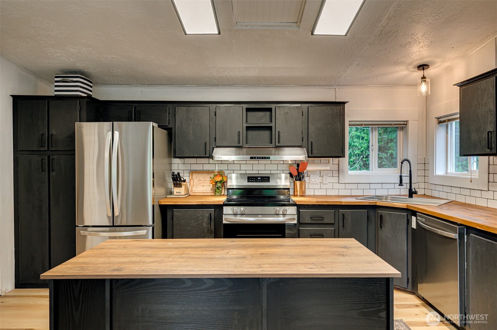 4017 NE 425th Street , Woodland, WA 98674