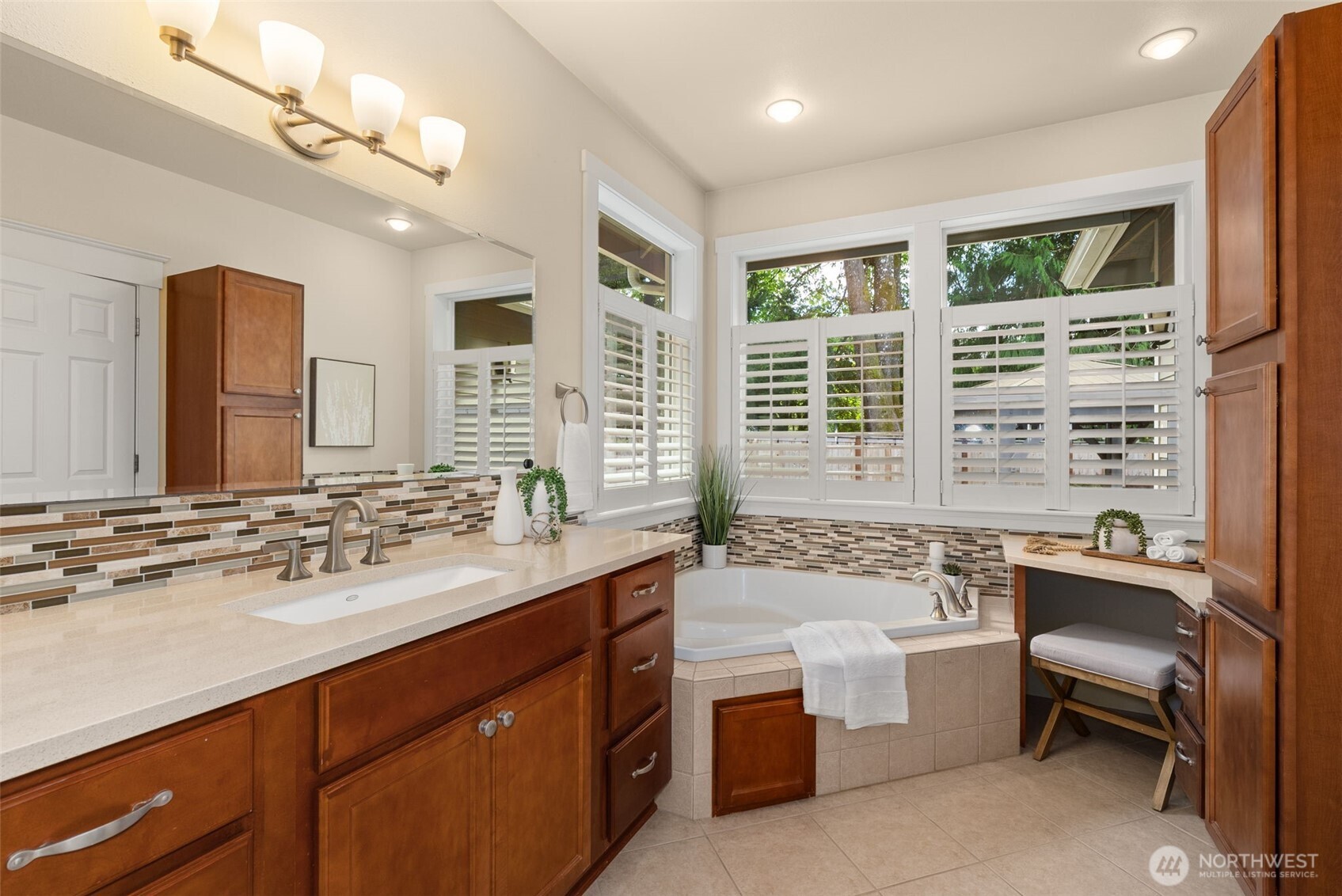 3301 30th Court SE, Olympia, WA 98501