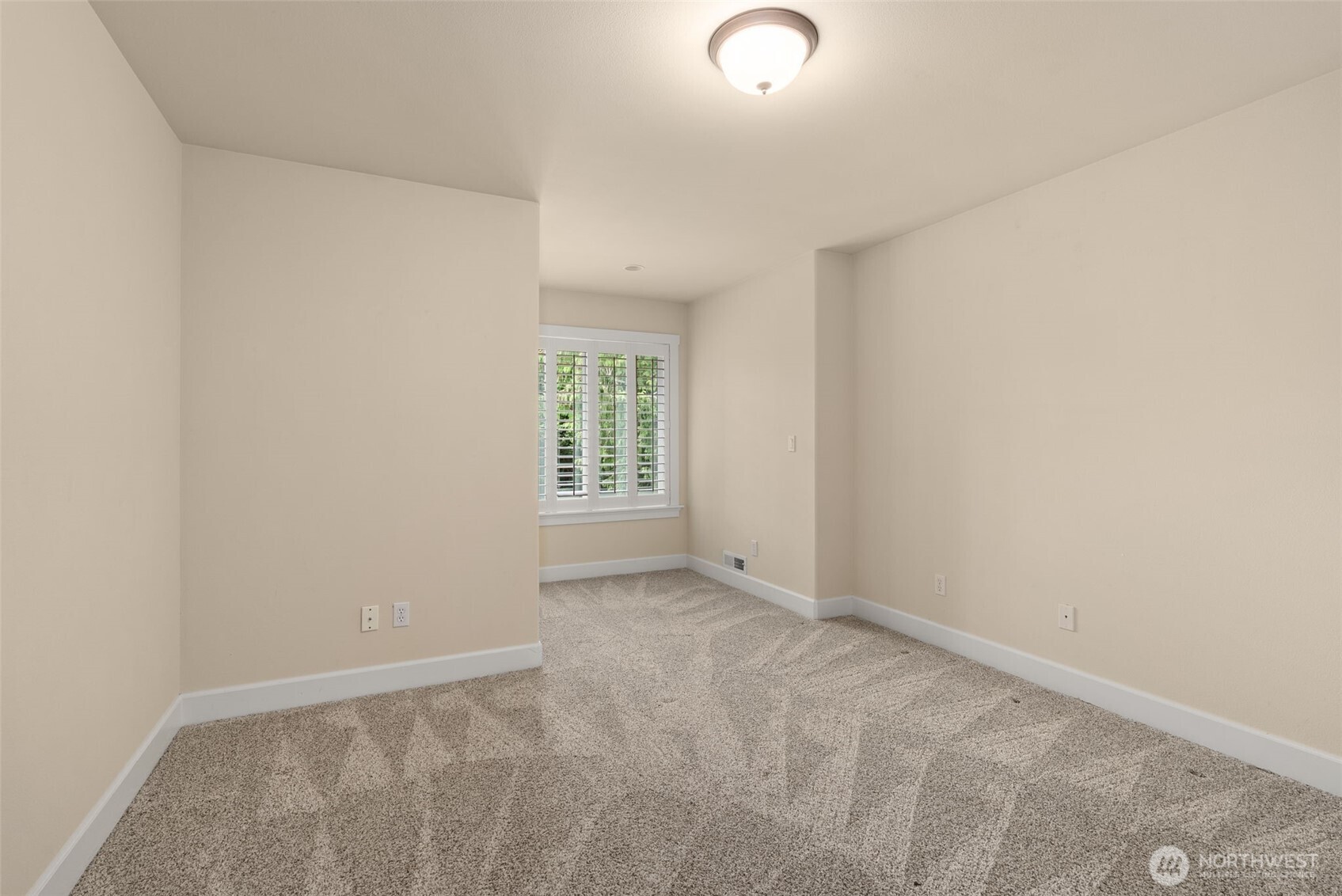 3301 30th Court SE, Olympia, WA 98501
